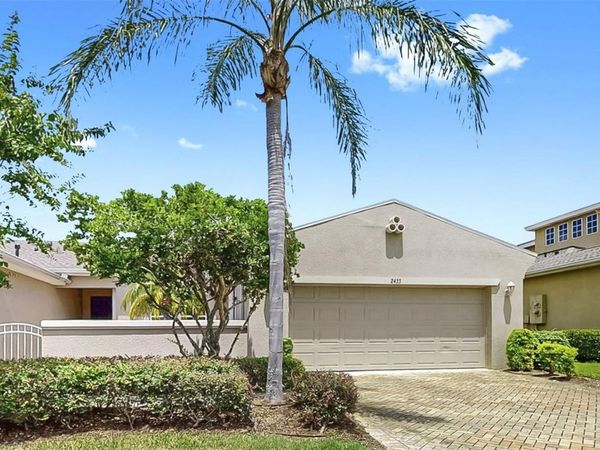 2433 KENSINGTON GREENS DRIVE, SUN CITY CENTER, FL 33573