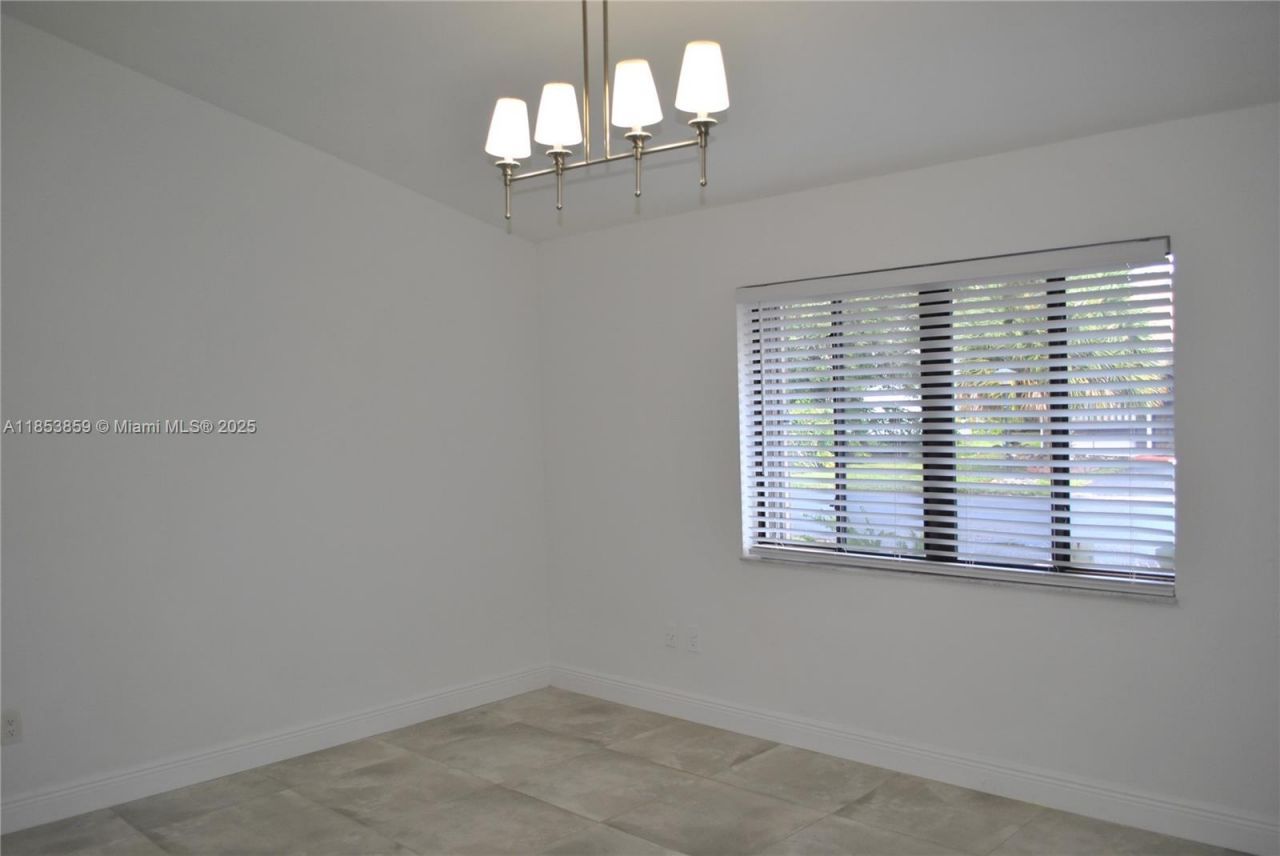 19941 NE 5th Ct, Unit 3M, Miami, FL 33179 Photo