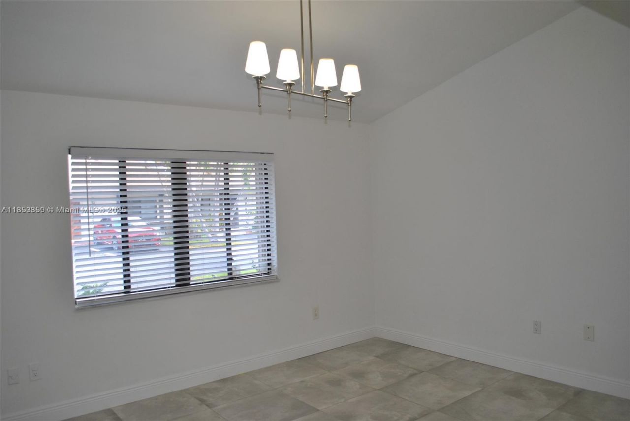 19941 NE 5th Ct, Unit 3M, Miami, FL 33179 Photo