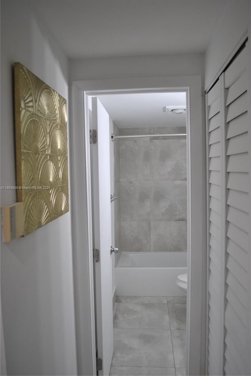 19941 NE 5th Ct, Unit 3M, Miami, FL 33179 Photo