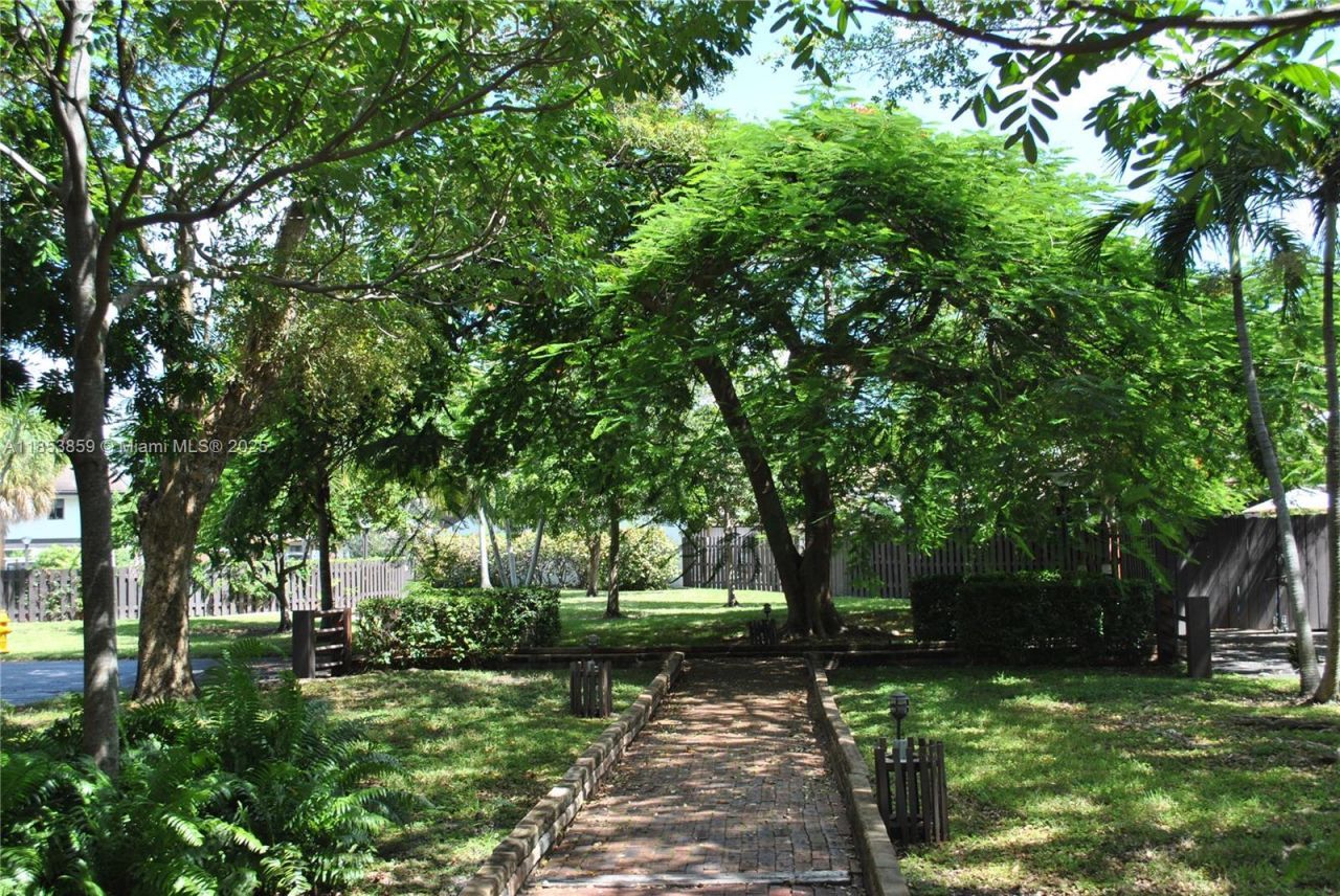 19941 NE 5th Ct, Unit 3M, Miami, FL 33179 Photo