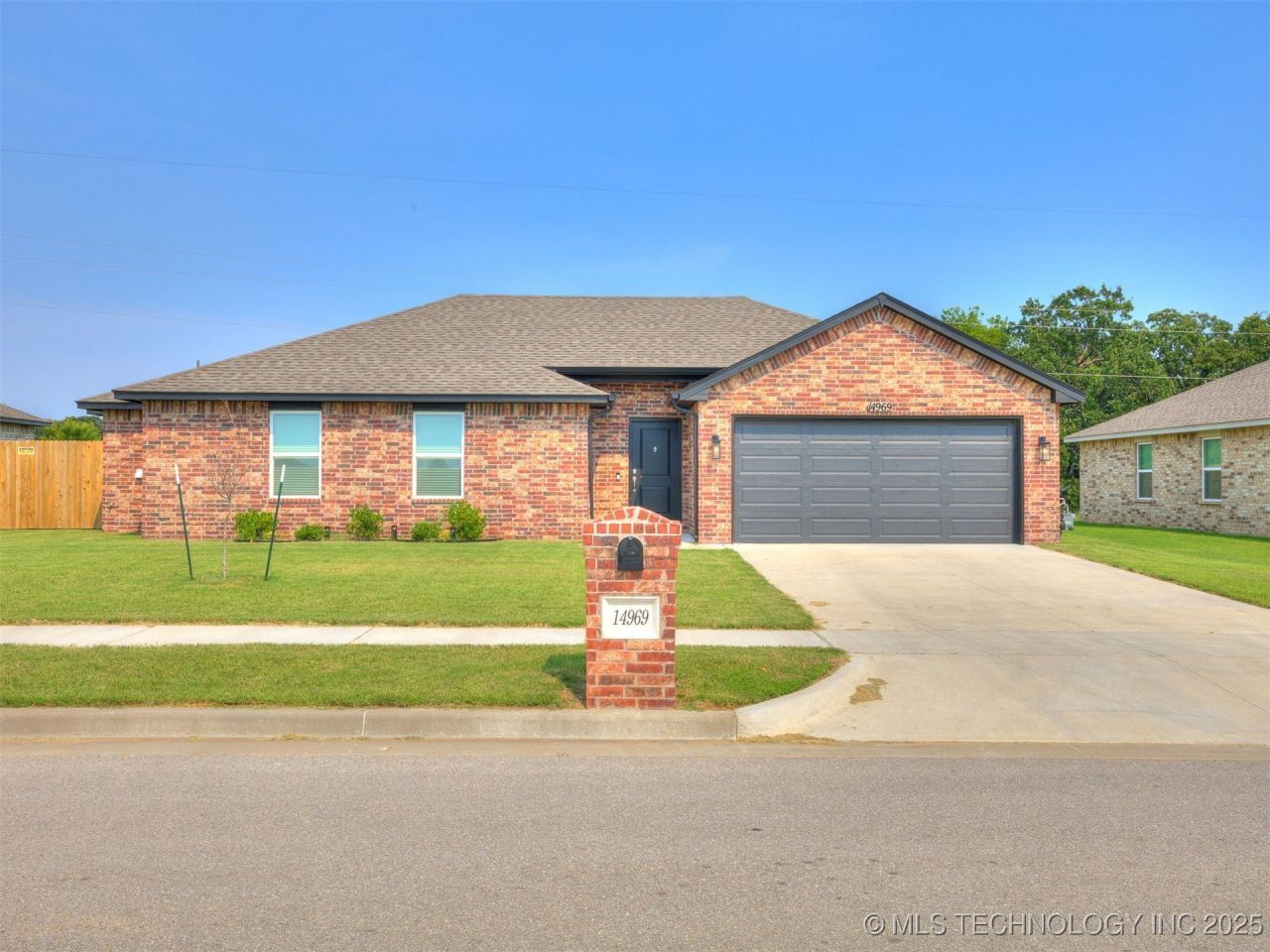 14969 S Poplar Place, Glenpool, OK 74033 Main Photo