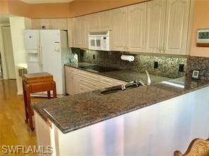 4251 Gulf Shore Blvd N, Unit 14C, Naples, FL 34103 Photo