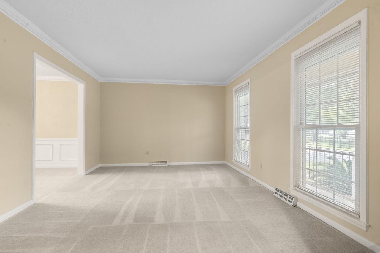 945 Orange Grove Road Photo 11