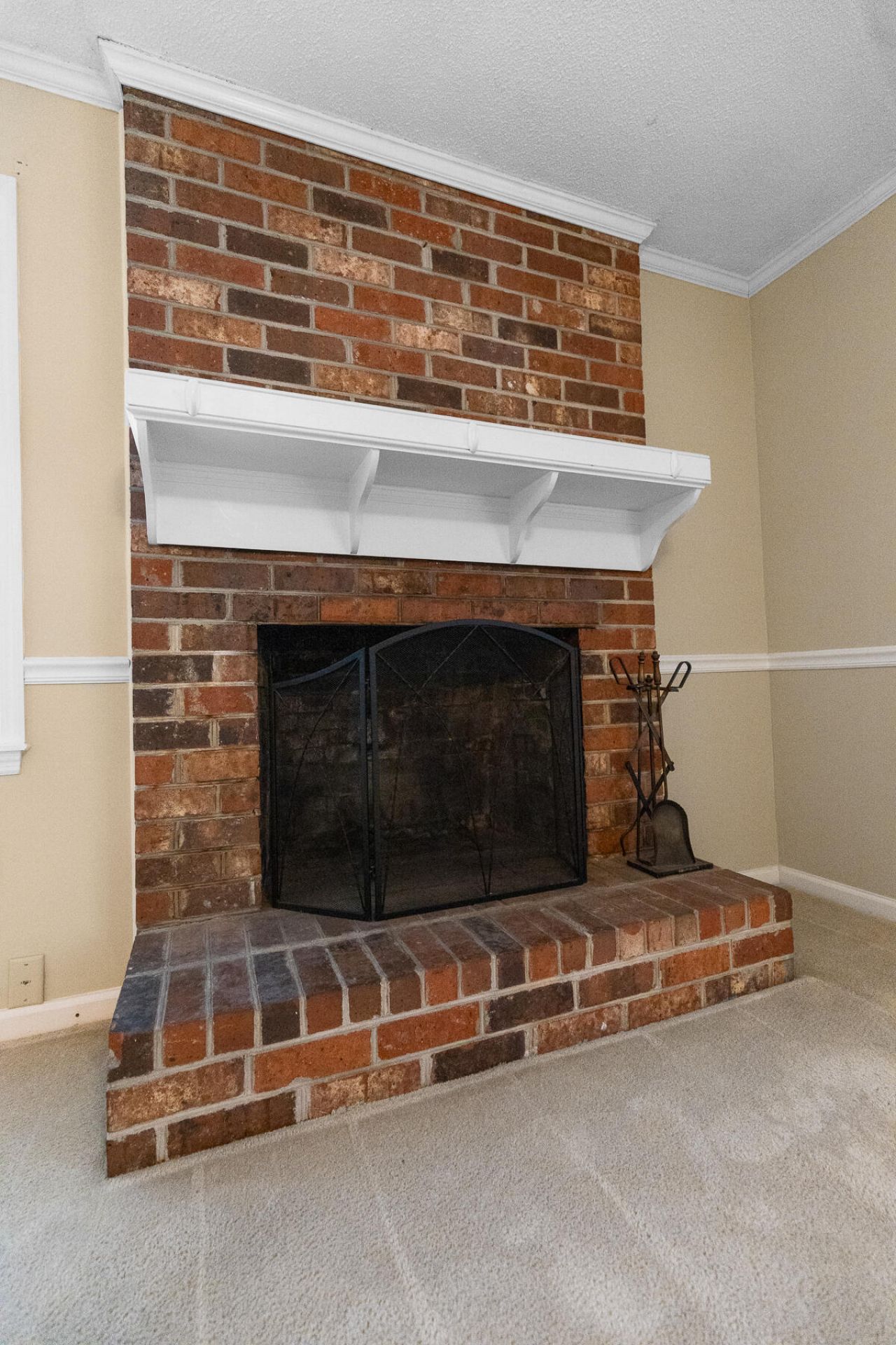 945 Orange Grove Road Photo 6