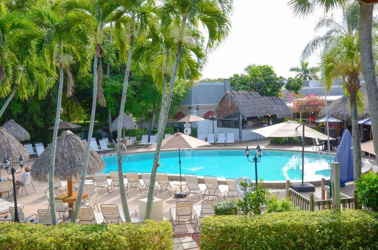 2555 9th Street N, Unit 152, Naples, FL 34103 Photo