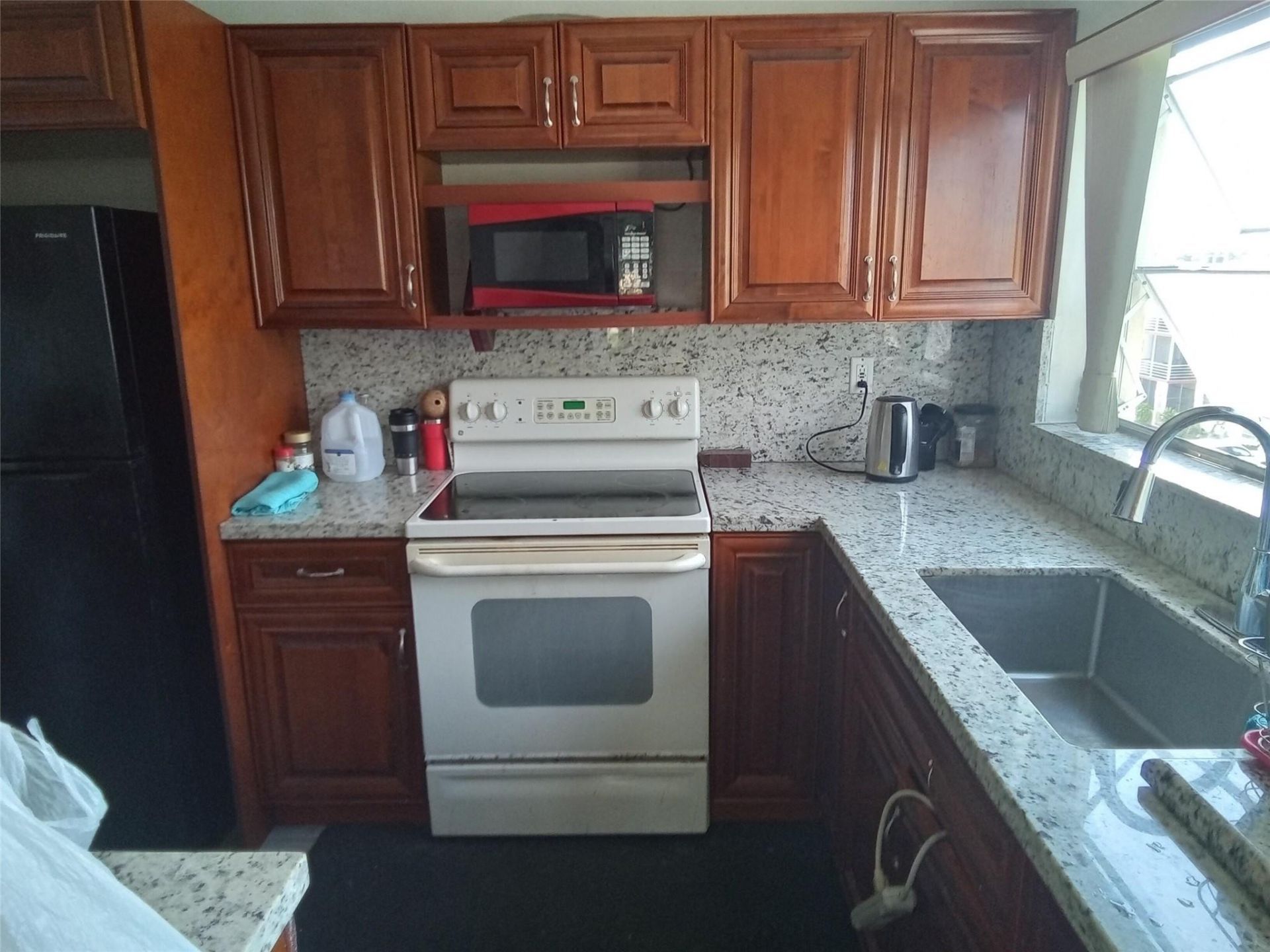 4047 NW 16th Street, Unit 406, Fort Lauderdale, FL 33313 Photo