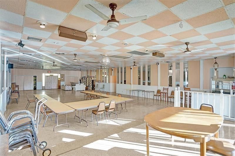 4047 NW 16th Street, Unit 406, Fort Lauderdale, FL 33313 Photo