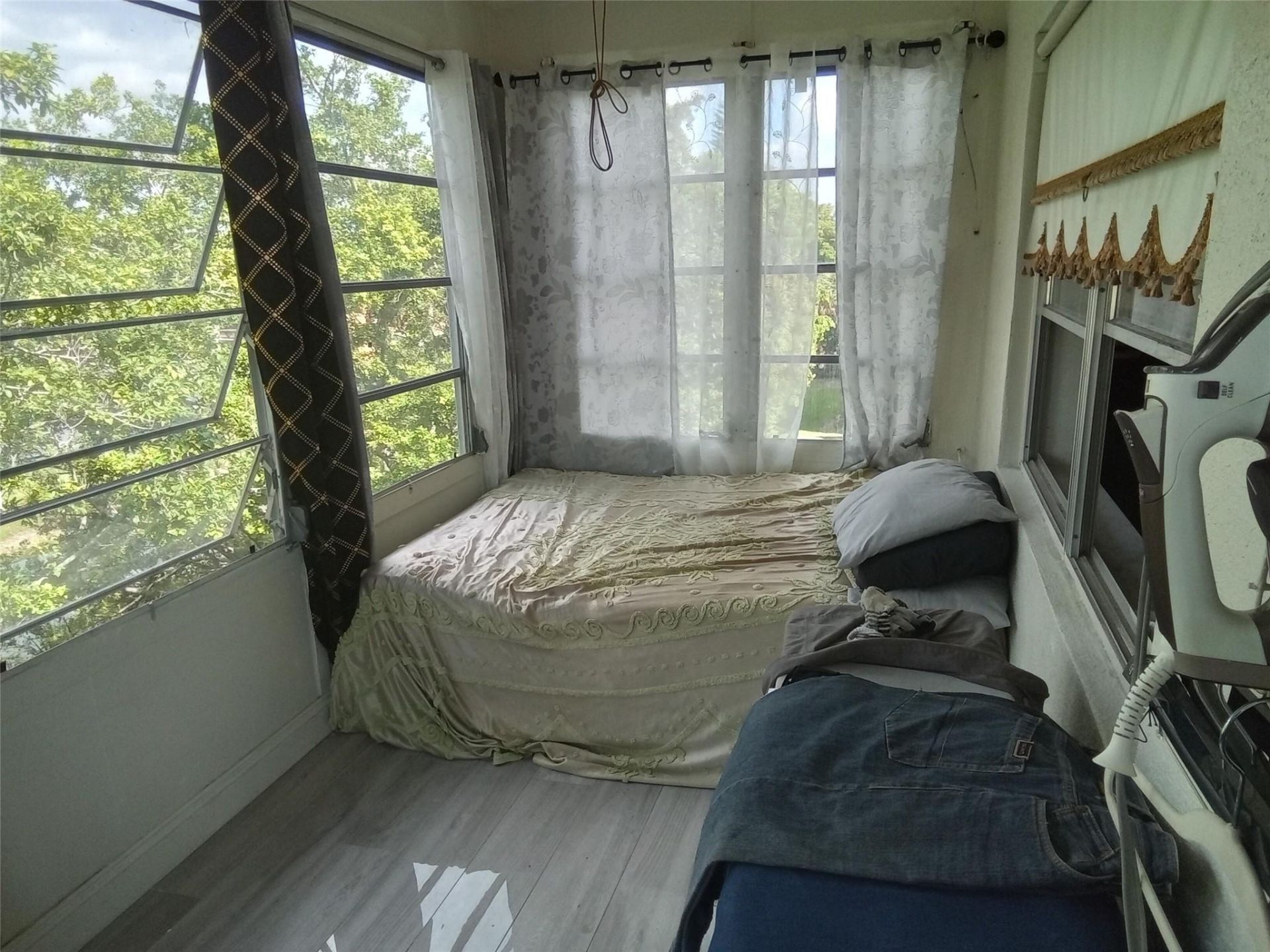 4047 NW 16th Street, Unit 406, Fort Lauderdale, FL 33313 Photo