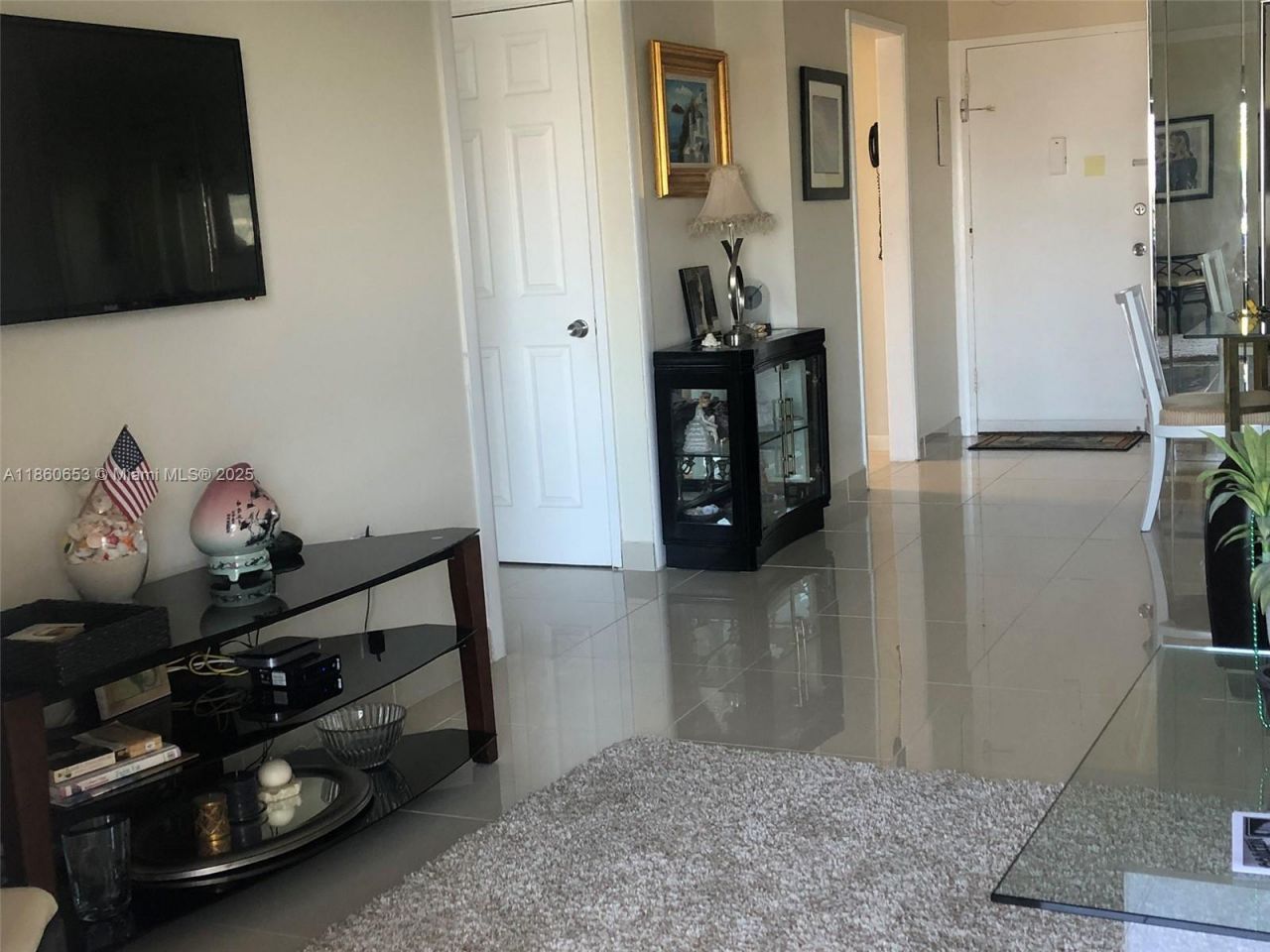 400 Kings Point Dr, Unit 1112, Sunny Isles Beach, FL 33160 Photo