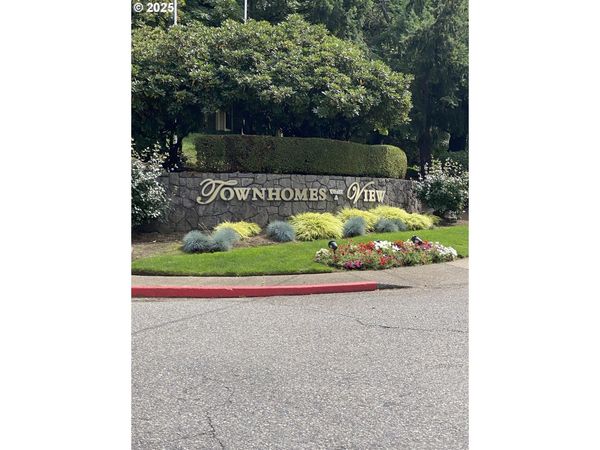 9872 SE TALBERT ST, Clackamas, OR 97015