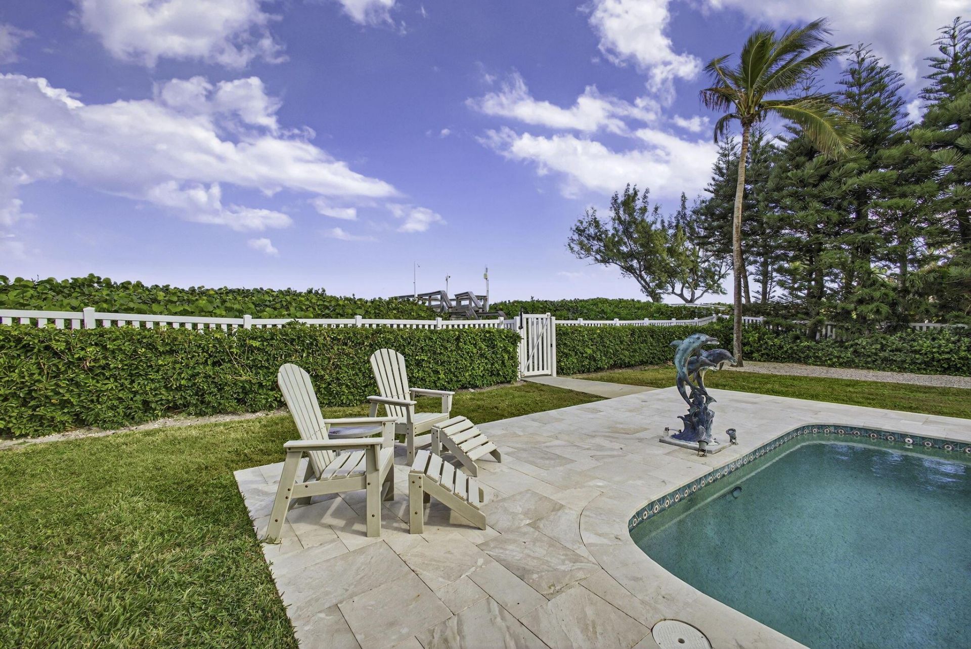 77 N Beach Road, Jupiter Island, FL 33455 Photo