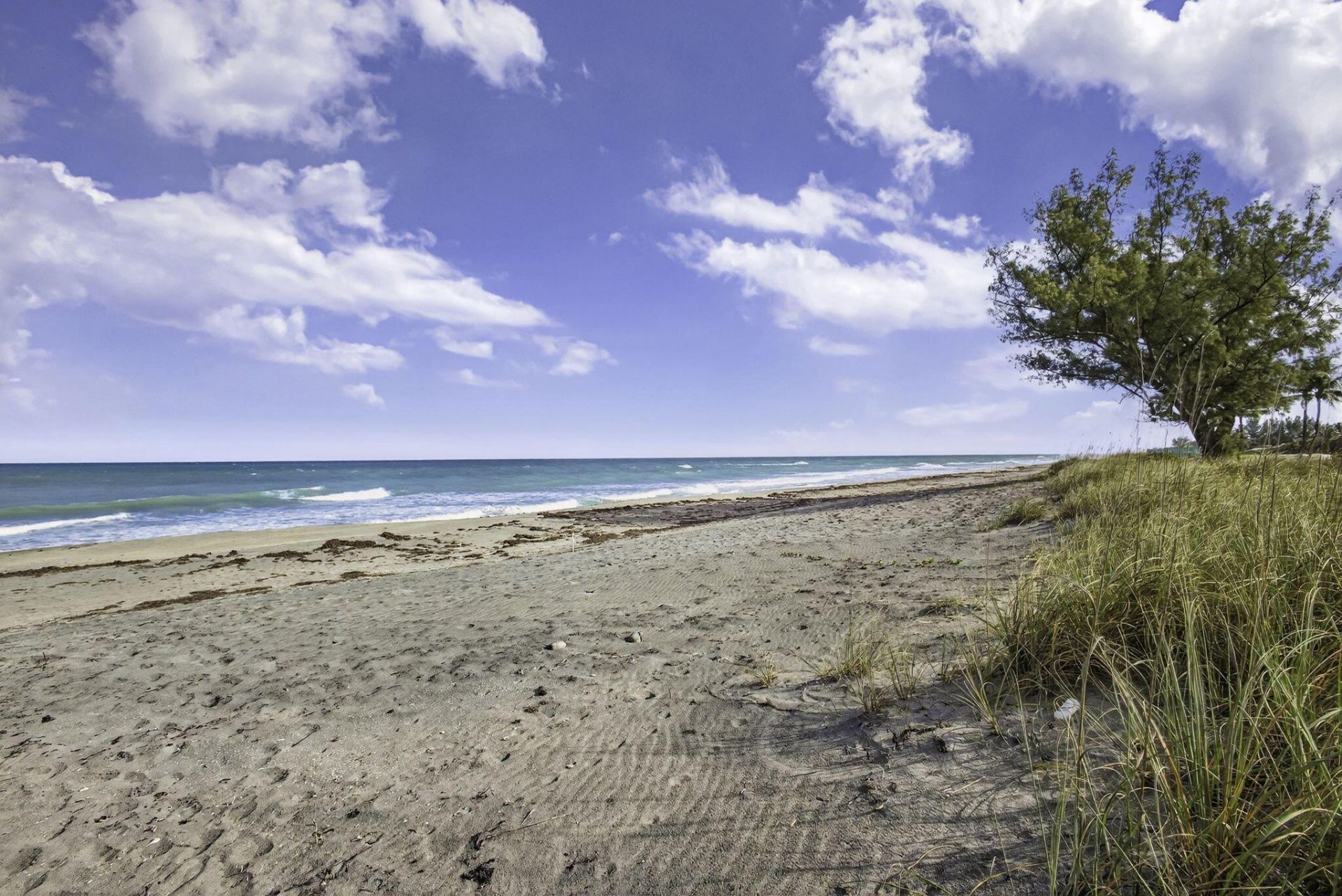 77 N Beach Road, Jupiter Island, FL 33455 Photo