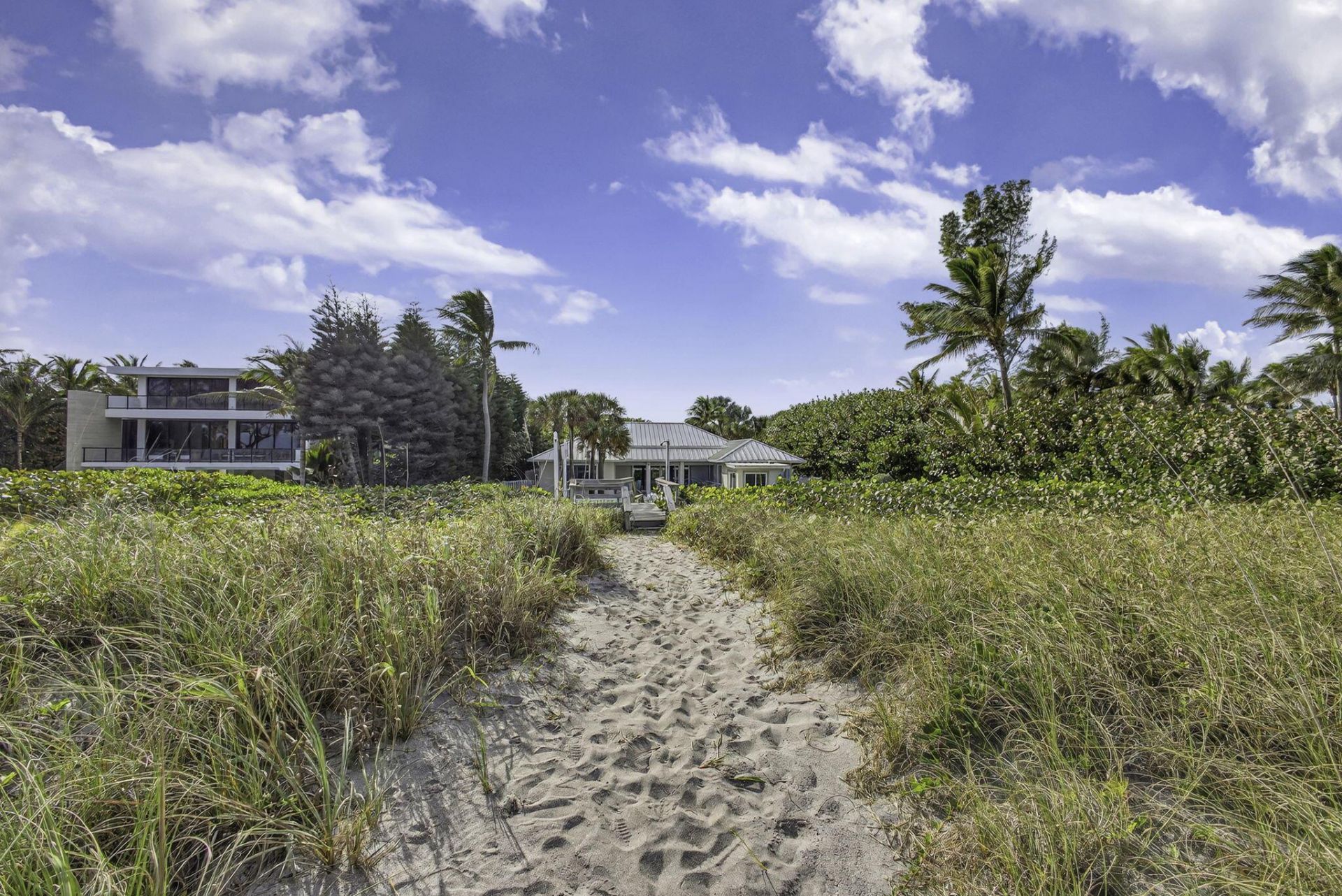 77 N Beach Road, Jupiter Island, FL 33455 Photo