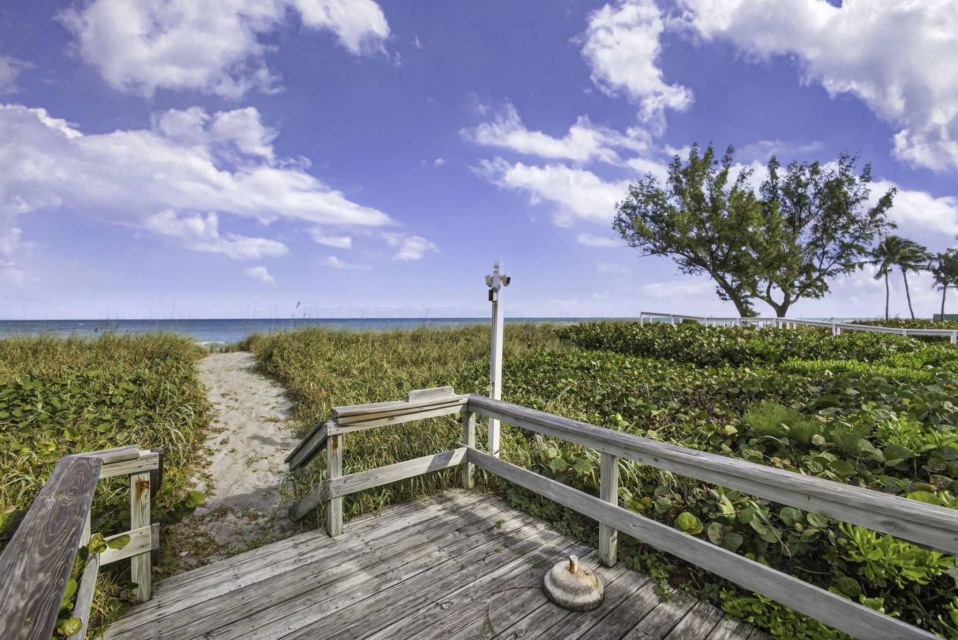 77 N Beach Road, Jupiter Island, FL 33455 Photo