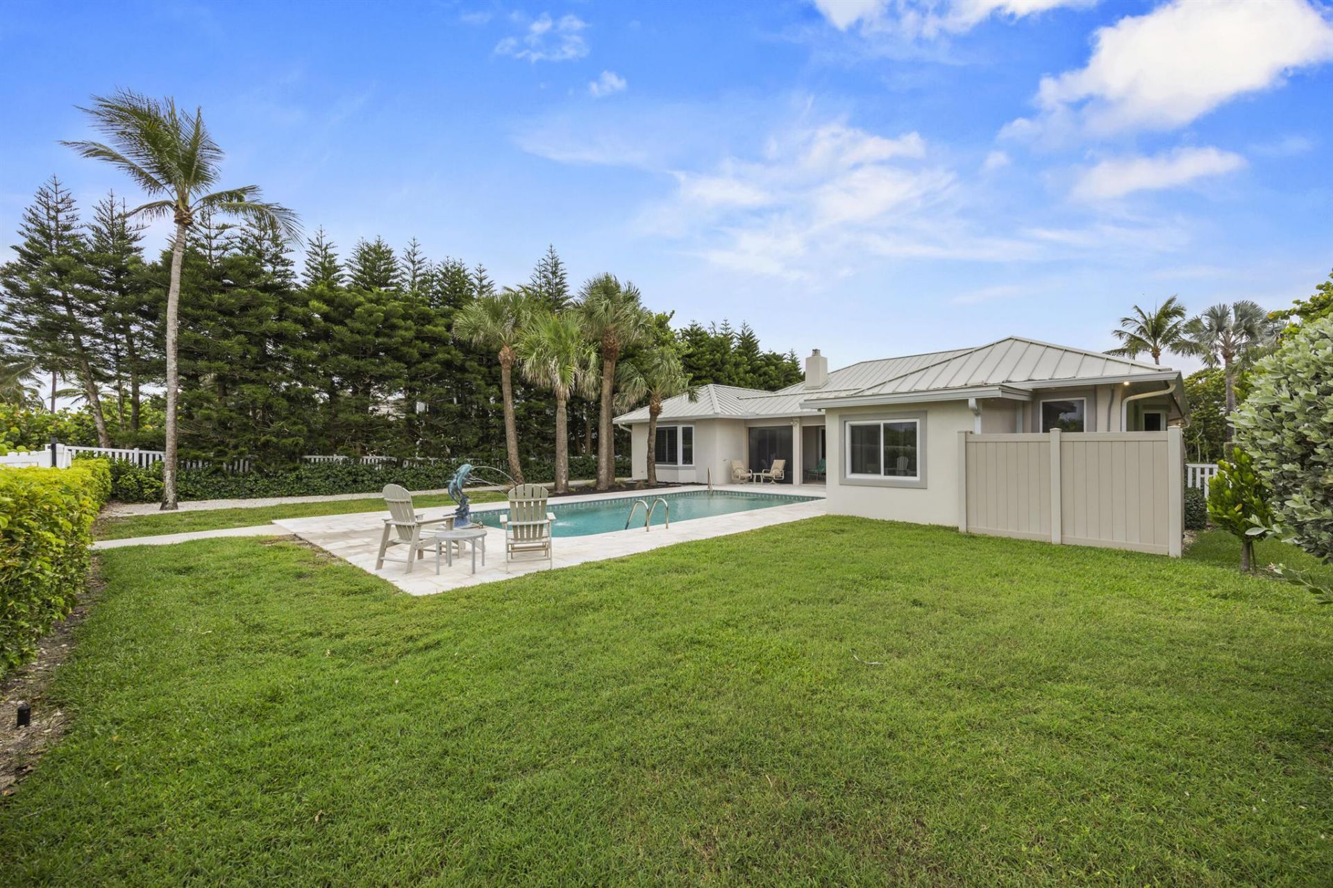 77 N Beach Road, Jupiter Island, FL 33455 Photo