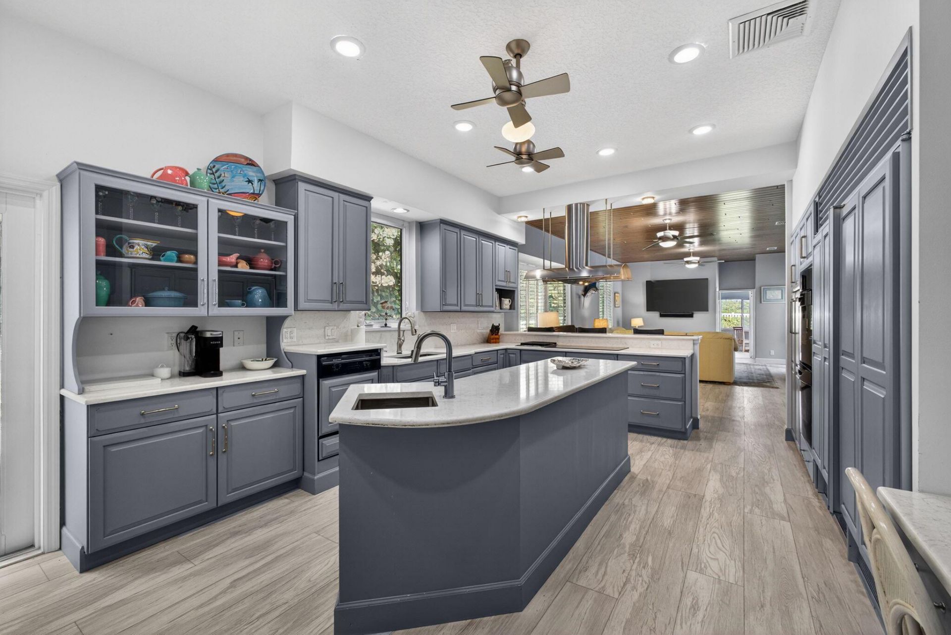 77 N Beach Road, Jupiter Island, FL 33455 Photo