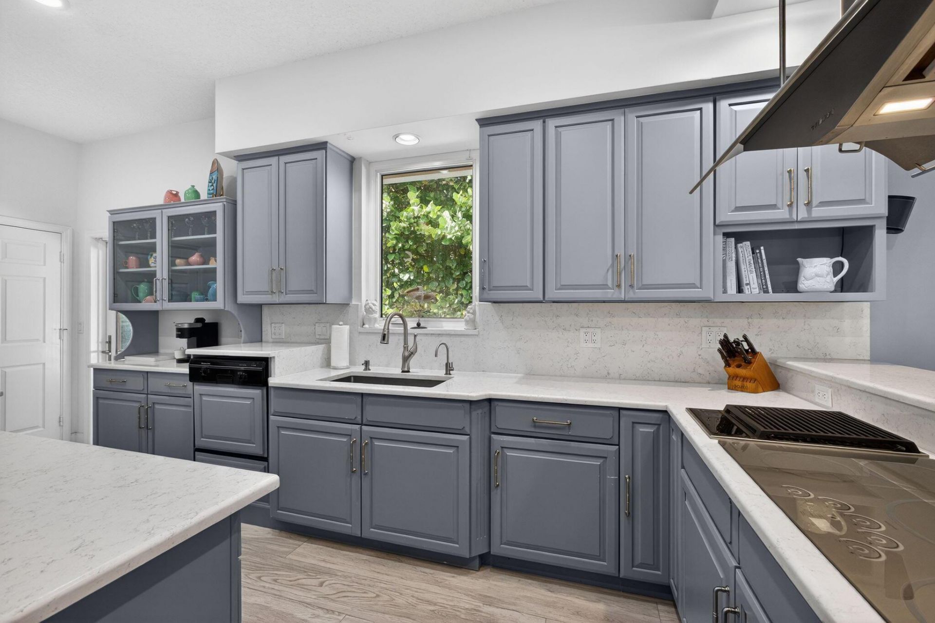 77 N Beach Road, Jupiter Island, FL 33455 Photo