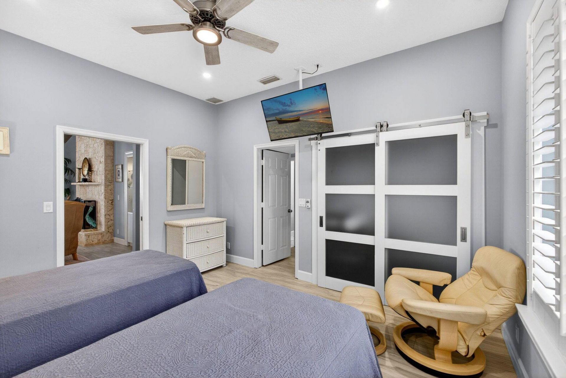 77 N Beach Road, Jupiter Island, FL 33455 Photo