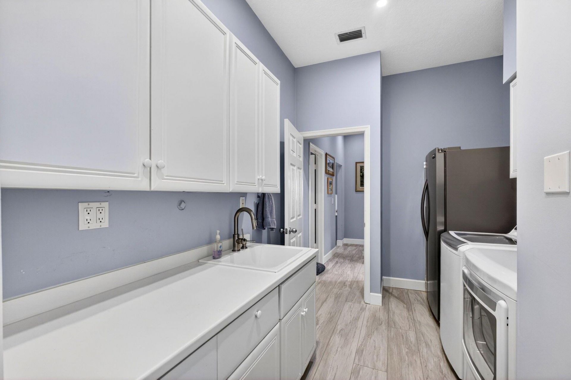 77 N Beach Road, Jupiter Island, FL 33455 Photo