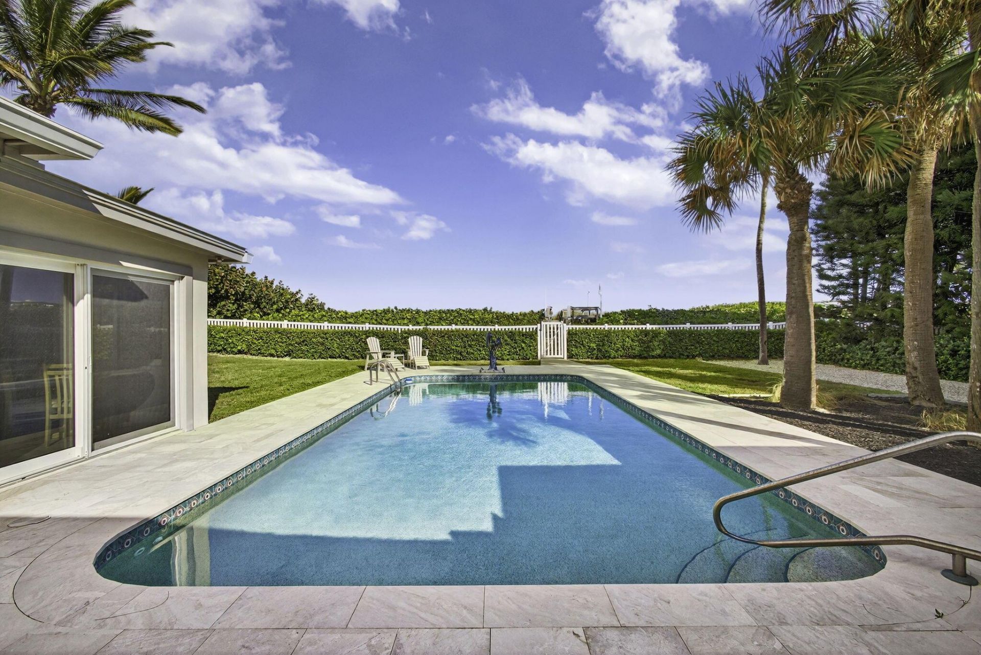 77 N Beach Road, Jupiter Island, FL 33455 Photo