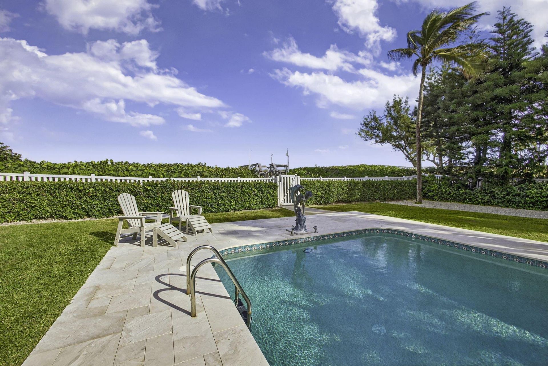 77 N Beach Road, Jupiter Island, FL 33455 Photo