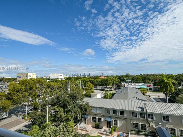 2740 SW 28th Ter, Unit 603, Miami, FL 33133