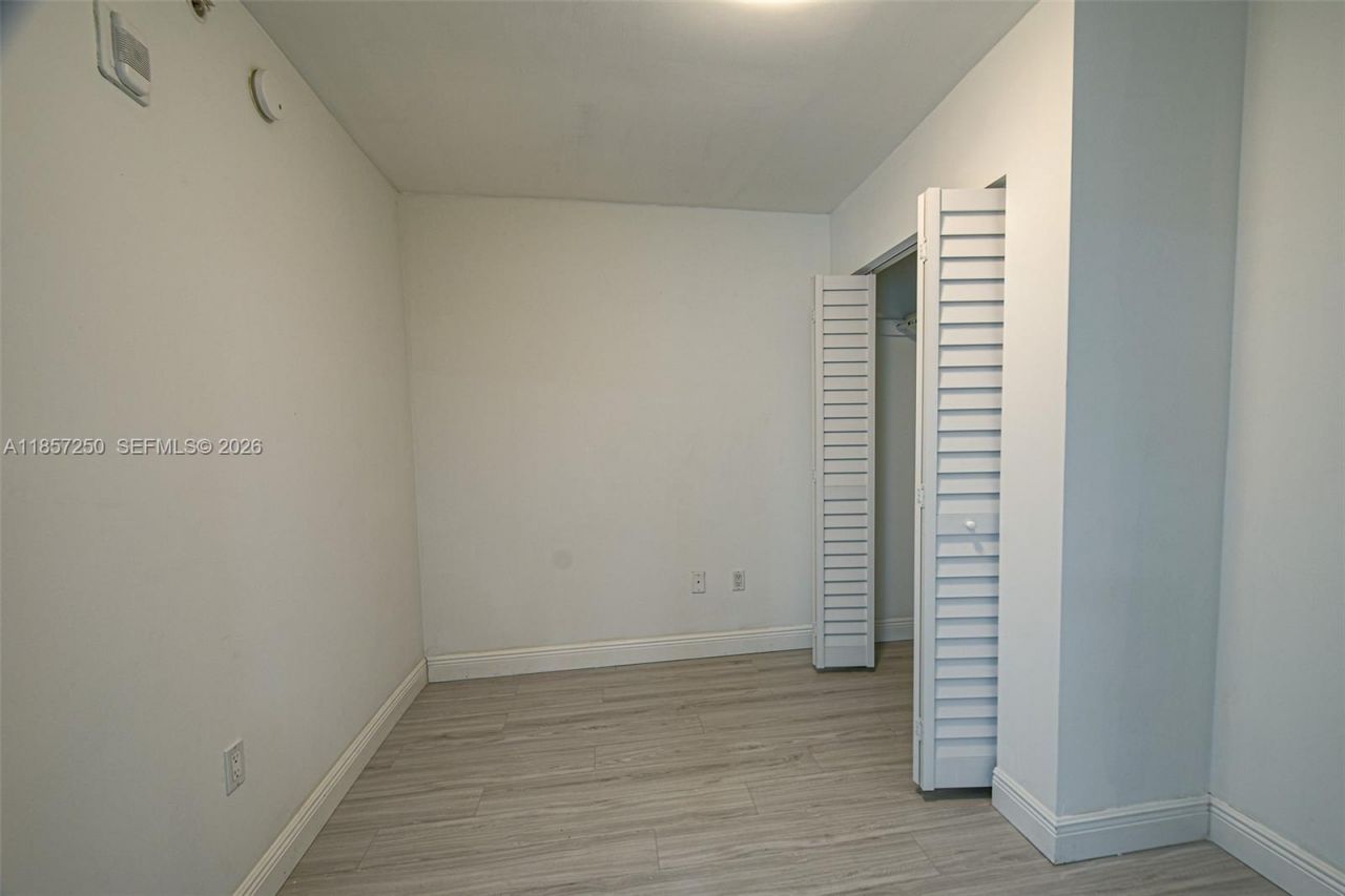2740 SW 28th Ter, Unit 603, Miami, FL 33133 Photo