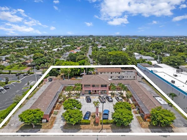 7800 S Dixie Highway, West Palm Beach, FL 33405