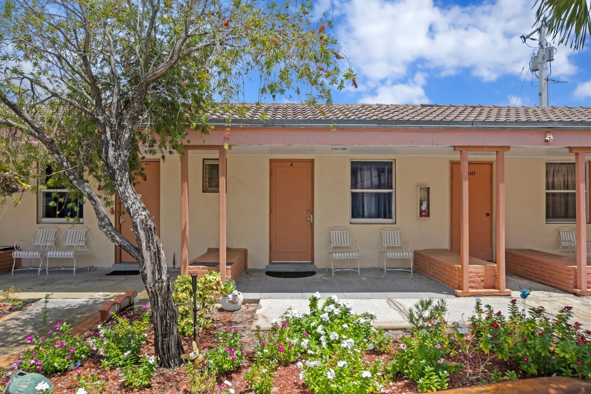 7800 S Dixie Highway, West Palm Beach, FL 33405 Photo