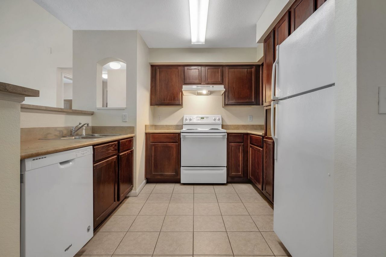 2801 Chancellorsville Drive, Unit 928, Tallahassee, FL 32312 Photo