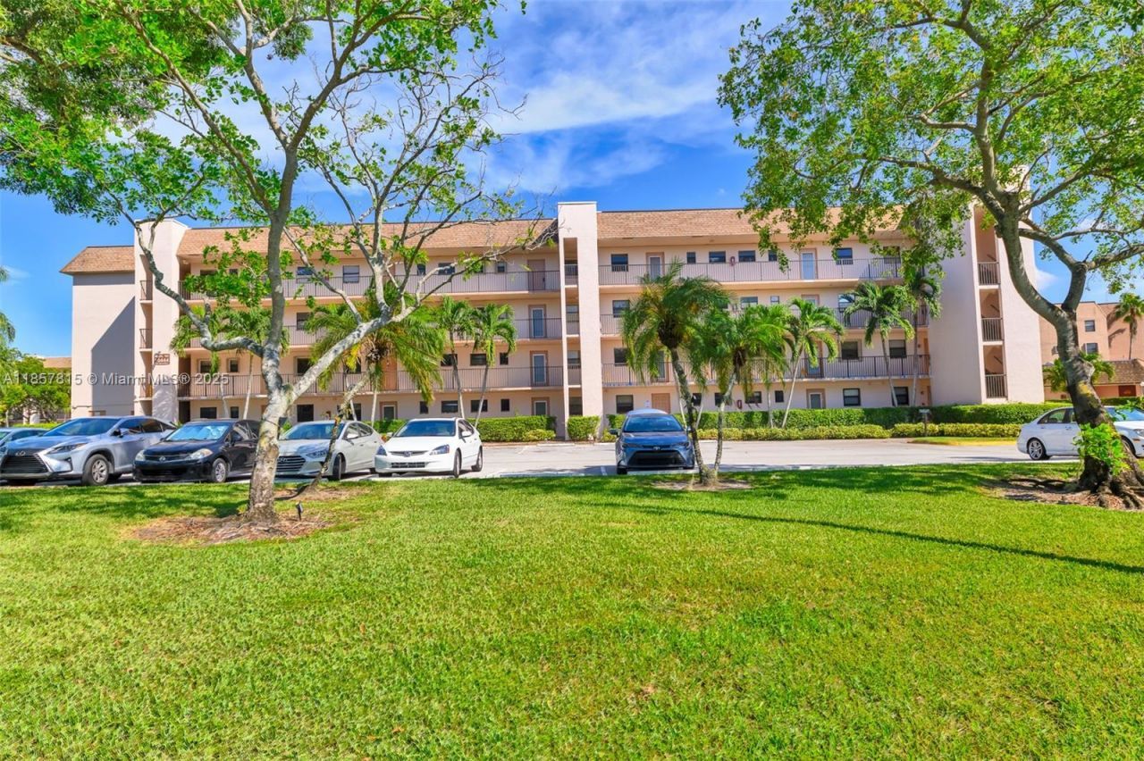 10444 NW 30th Ct, Unit 204, Sunrise, FL 33322 Photo