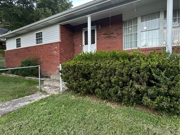 335 Woodland Drive, Madison, WV 25130