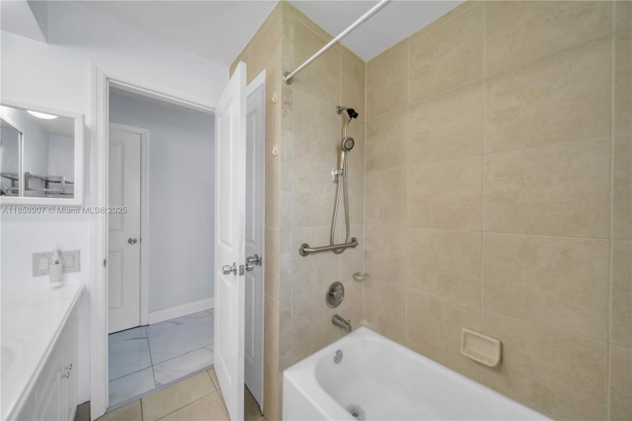 246 SE 44th St, Cape Coral, FL 33904 Photo