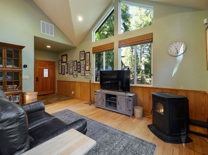 4 Yana Trail, Graeagle, CA 96103 Photo