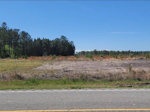 5620 Joyner Swamp Rd., Galivants Ferry, SC 29544