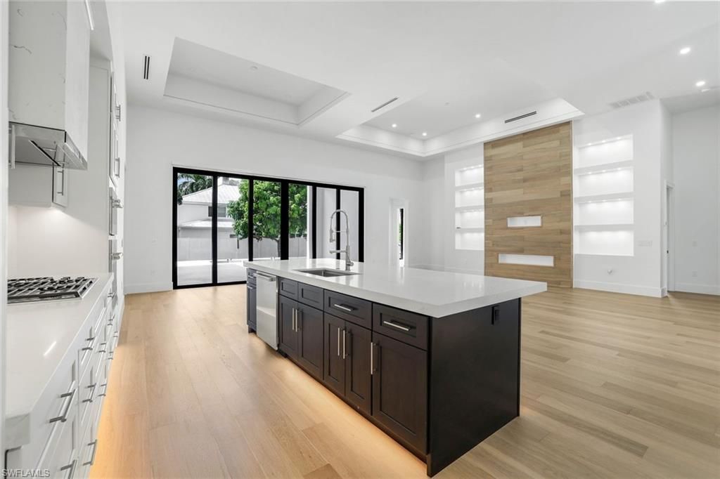 1248 13th Ave N, Naples, FL 34102 Photo