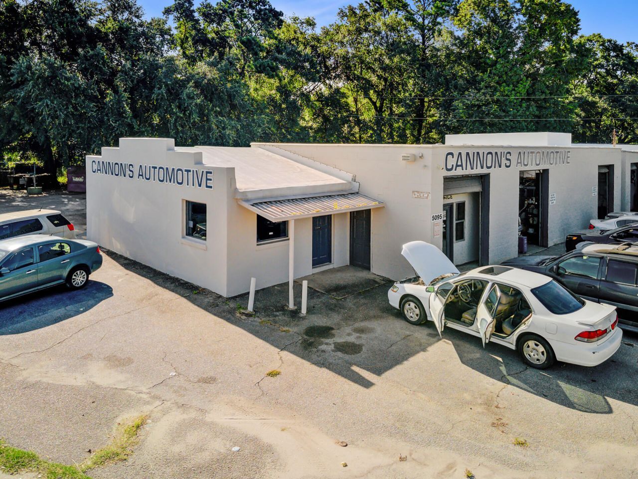 5095 Dorchester Rd Road Photo 4