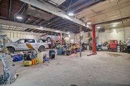 5095 Dorchester Rd Road photo 4