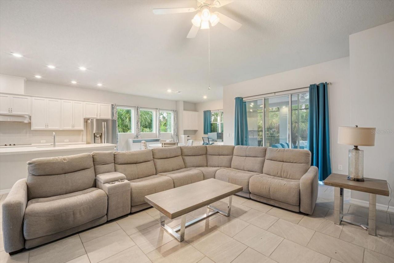 5640 Trevesta Place, Palmetto, FL 34221 Photo