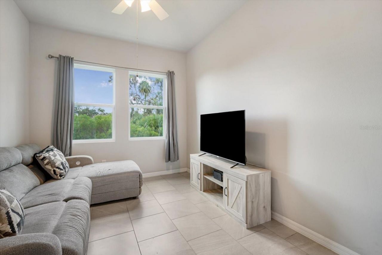 5640 Trevesta Place, Palmetto, FL 34221 Photo