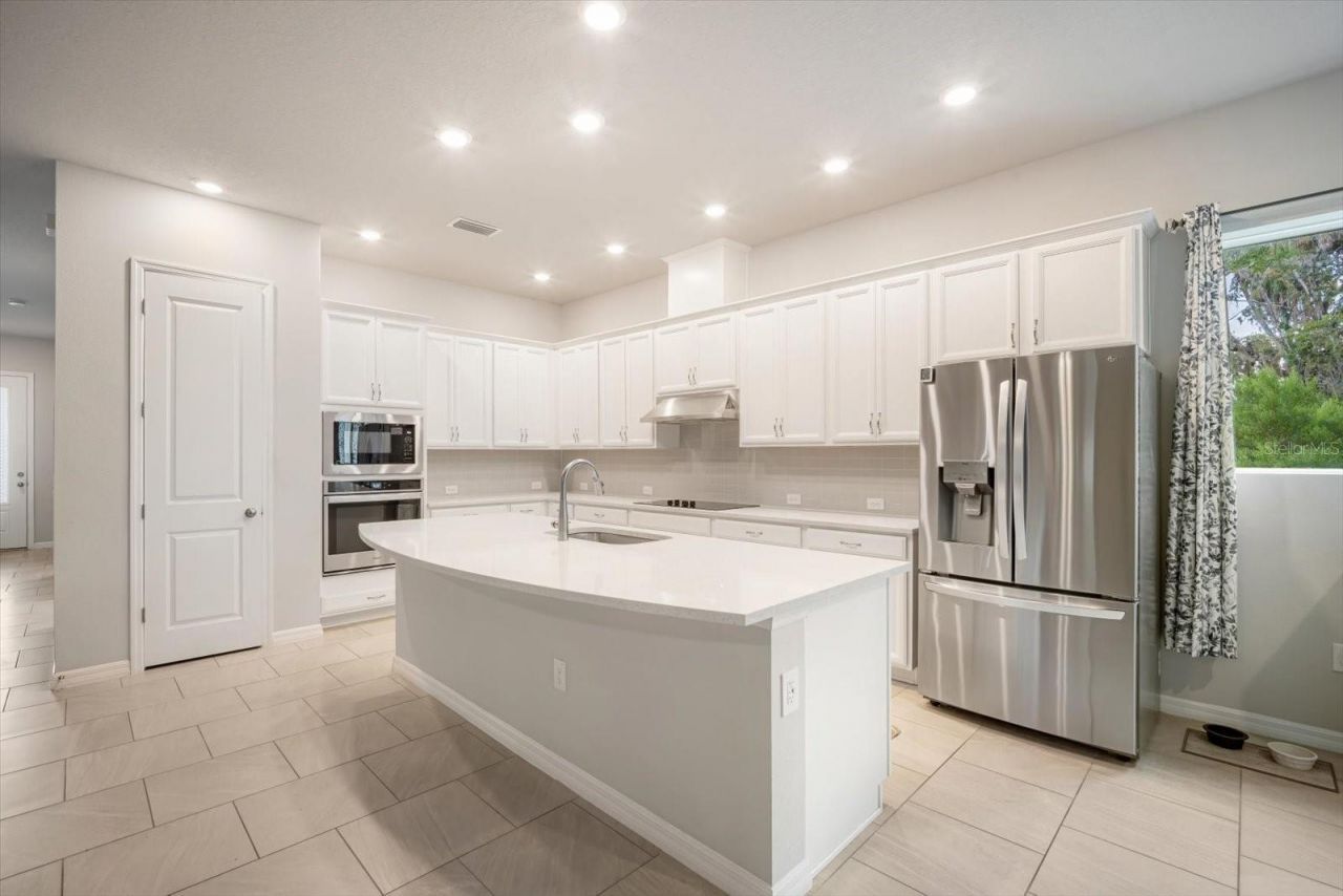 5640 Trevesta Place, Palmetto, FL 34221 Photo