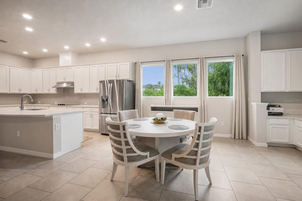 5640 Trevesta Place, Palmetto, FL 34221 Photo
