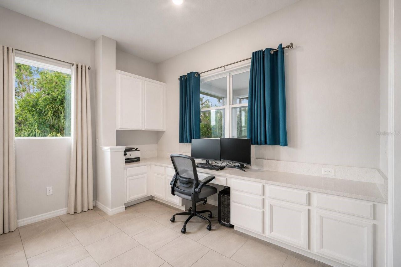 5640 Trevesta Place, Palmetto, FL 34221 Photo