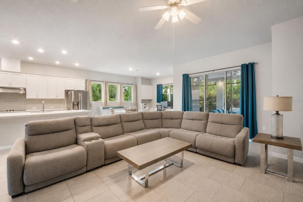5640 Trevesta Place, Palmetto, FL 34221 Photo