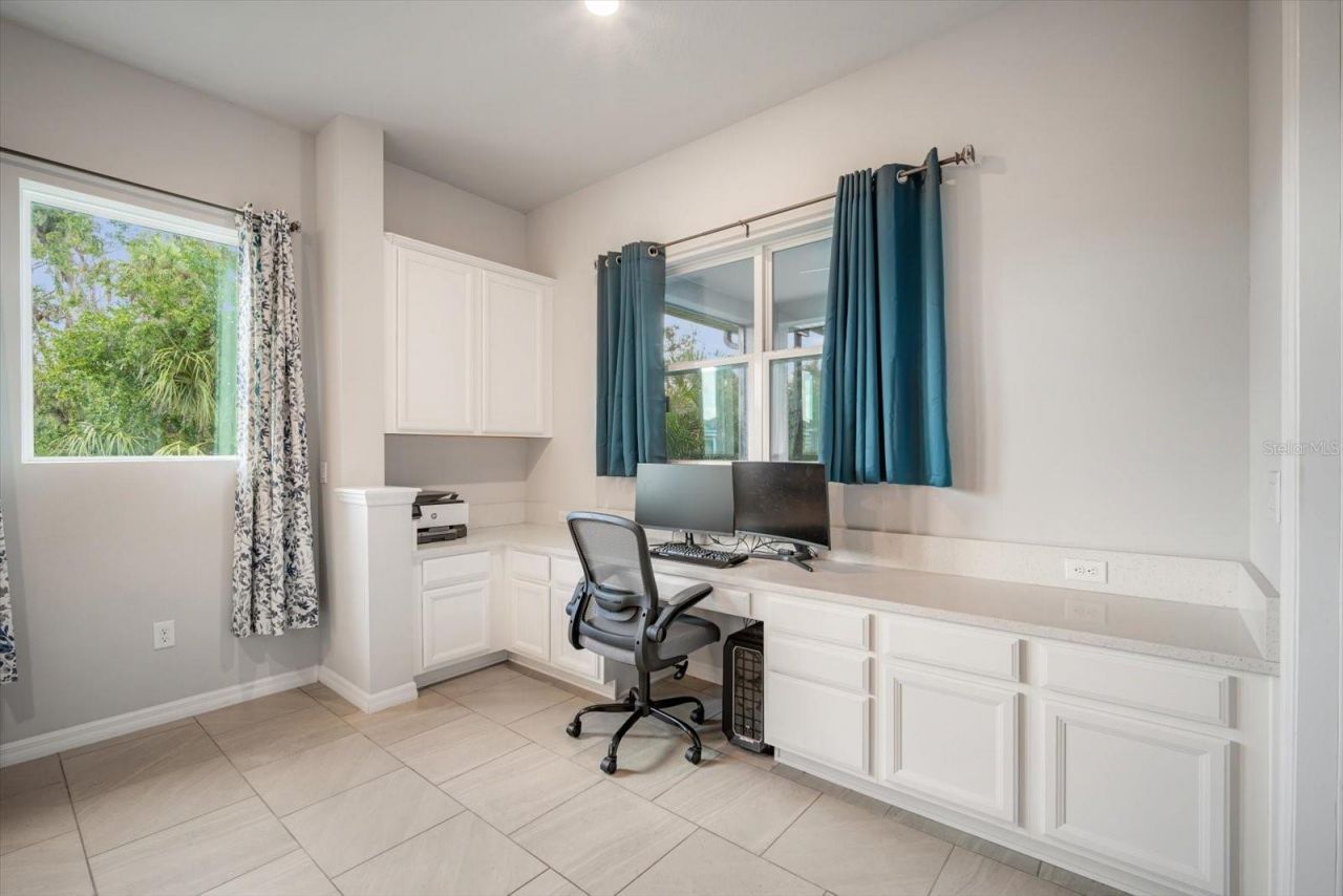 5640 Trevesta Place, Palmetto, FL 34221 Photo