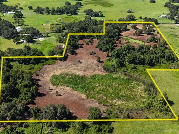 CR 736, CENTER HILL, FL 33514