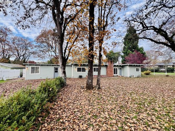 119 OAKBOURNE LN, Winchester, OR 97495