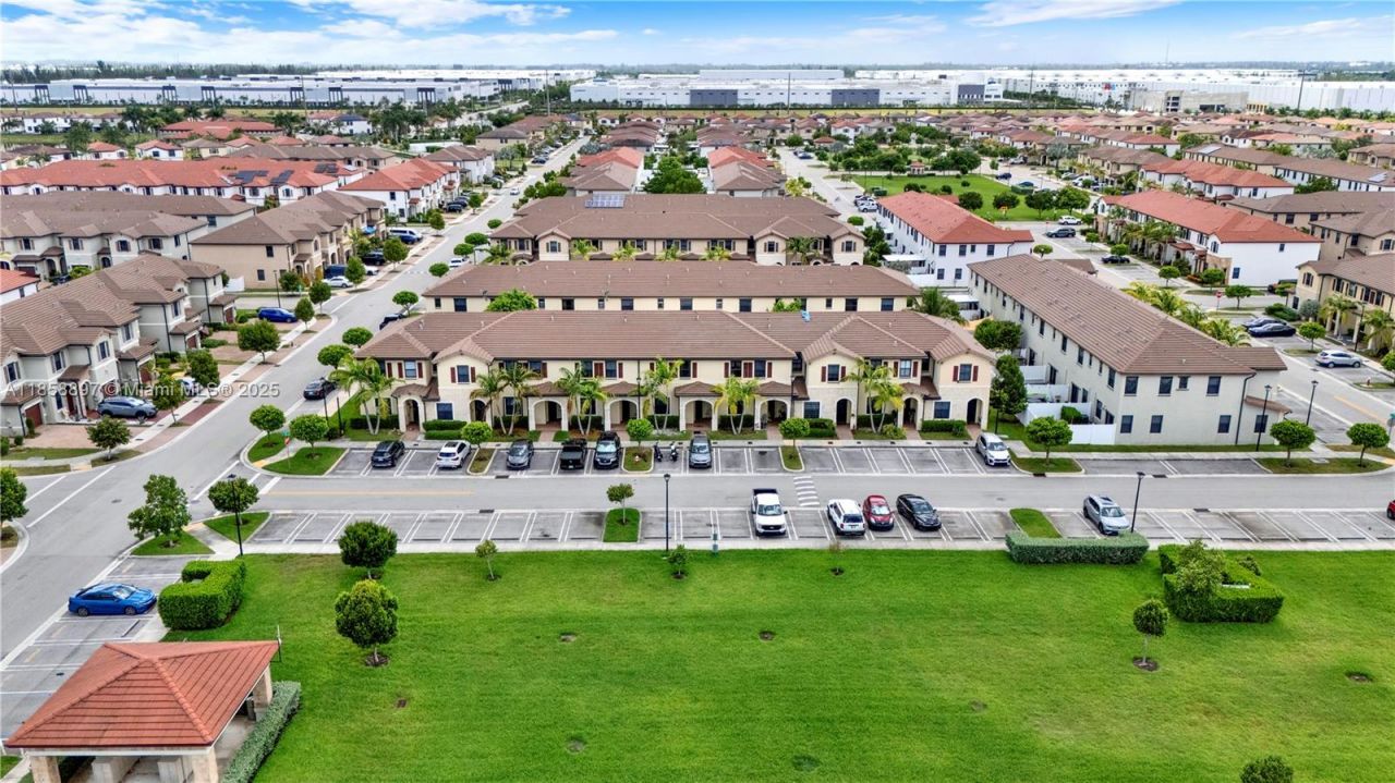 10480 W 33rd Ln, Hialeah, FL 33018 Photo