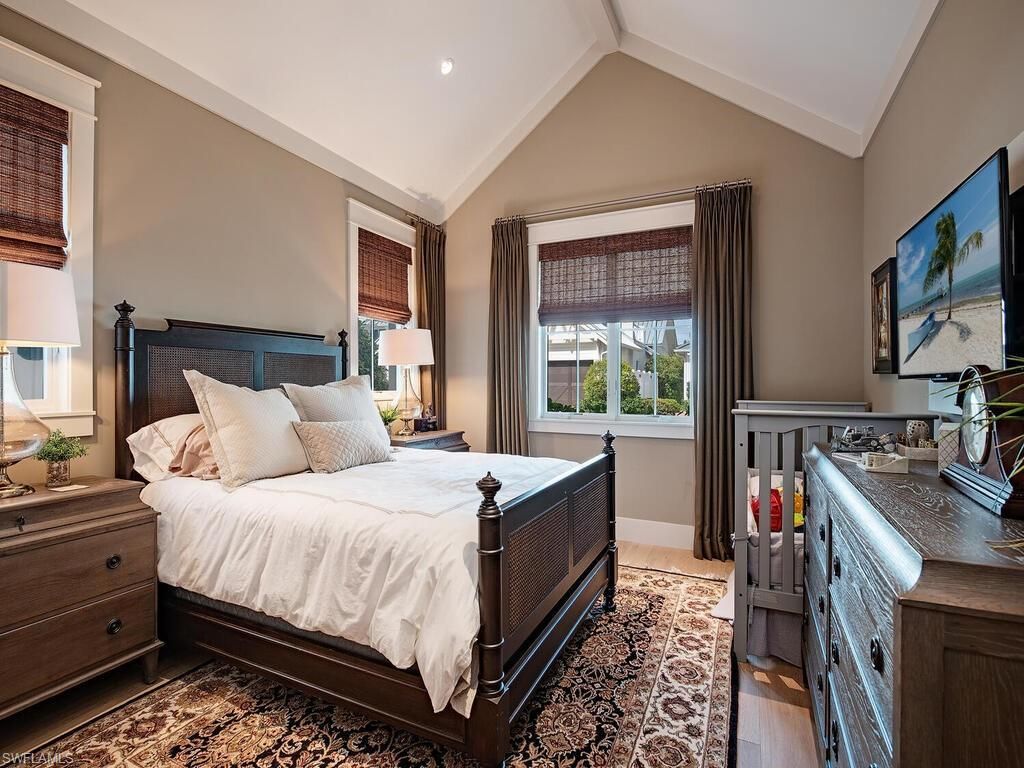 1482 2nd Ave S, Naples, FL 34102 Photo